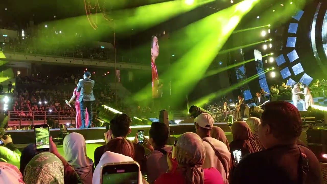 Judika & Marsha Milan - Bukan Dia Tapi Aku (Live at Axiata Arena, Bukit Jalil)