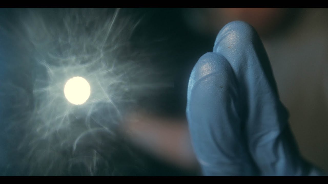 (ASMR) Unintelligible Throughly Checking Your Eyes