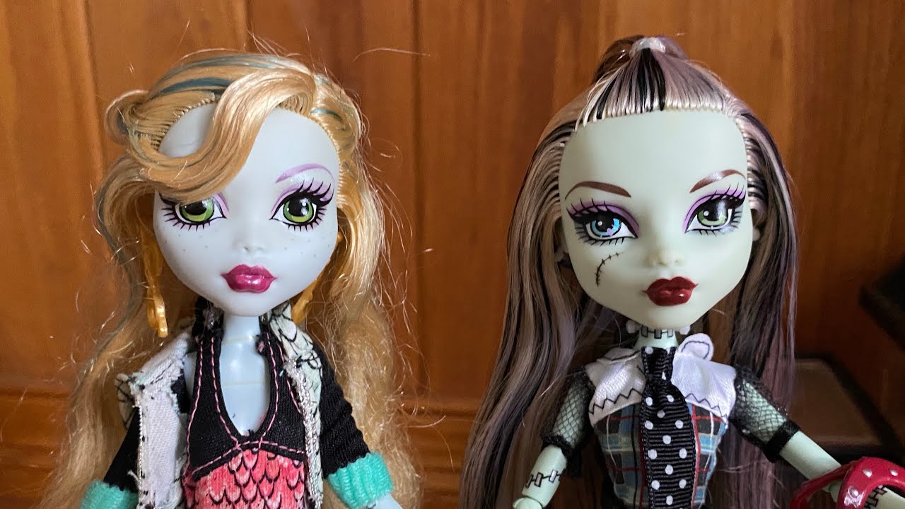 Monster High First Wave Frankie and Lagoona Unboxing and Restoring | Maddy’s Unboxing