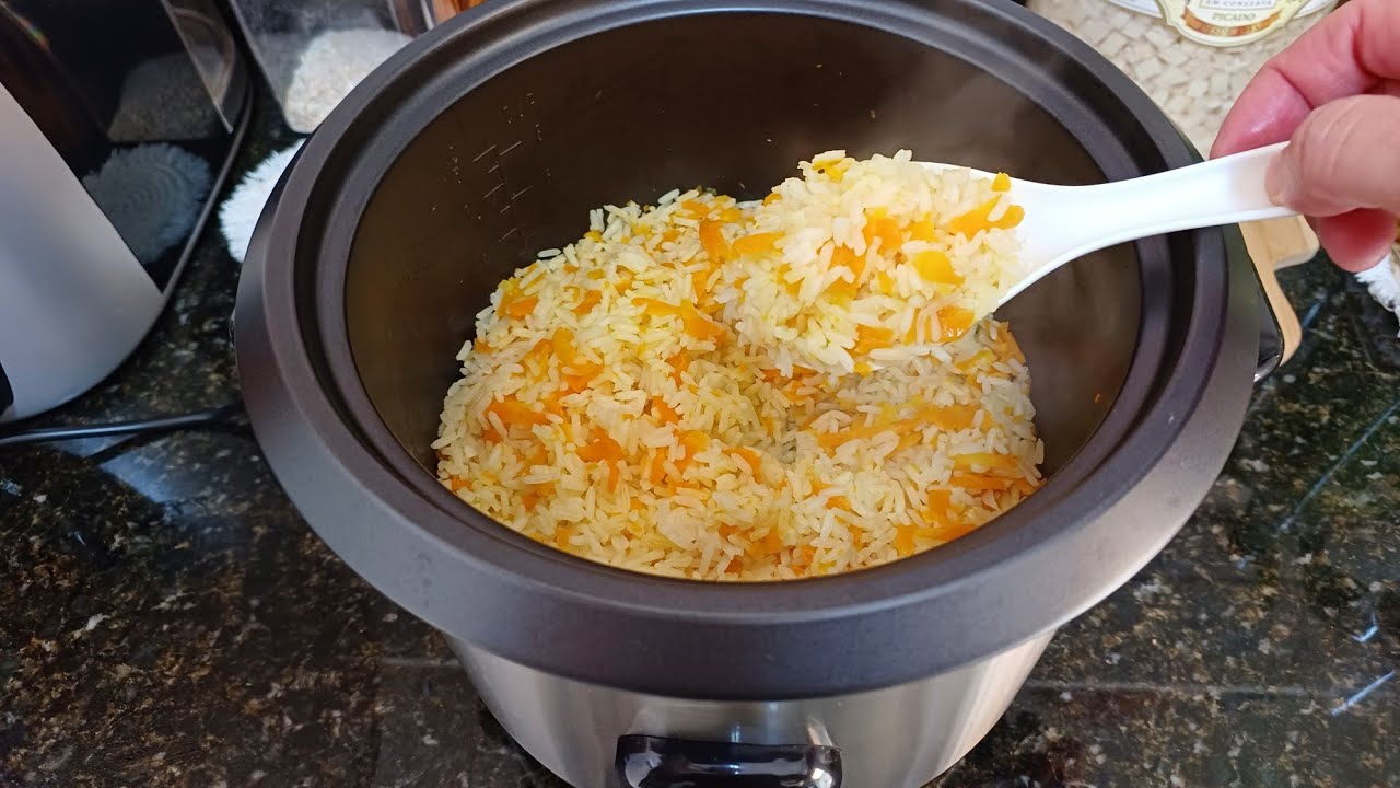 ARROZ COM CENOURA NA PANELA DE ARROZ ELÉTRICA ITATIAIA! SOLTINHO, SABOROSO E MUITO NUTRITIVO!