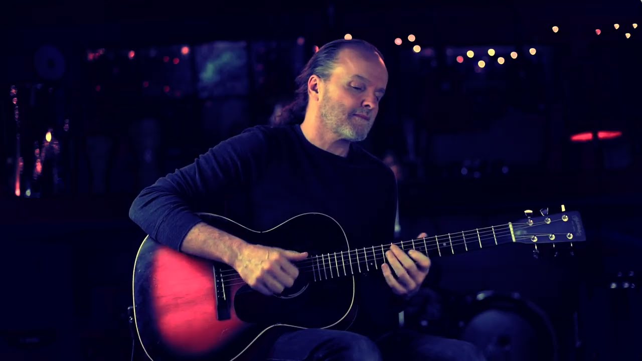 Michael Kelsey - Red Slinky