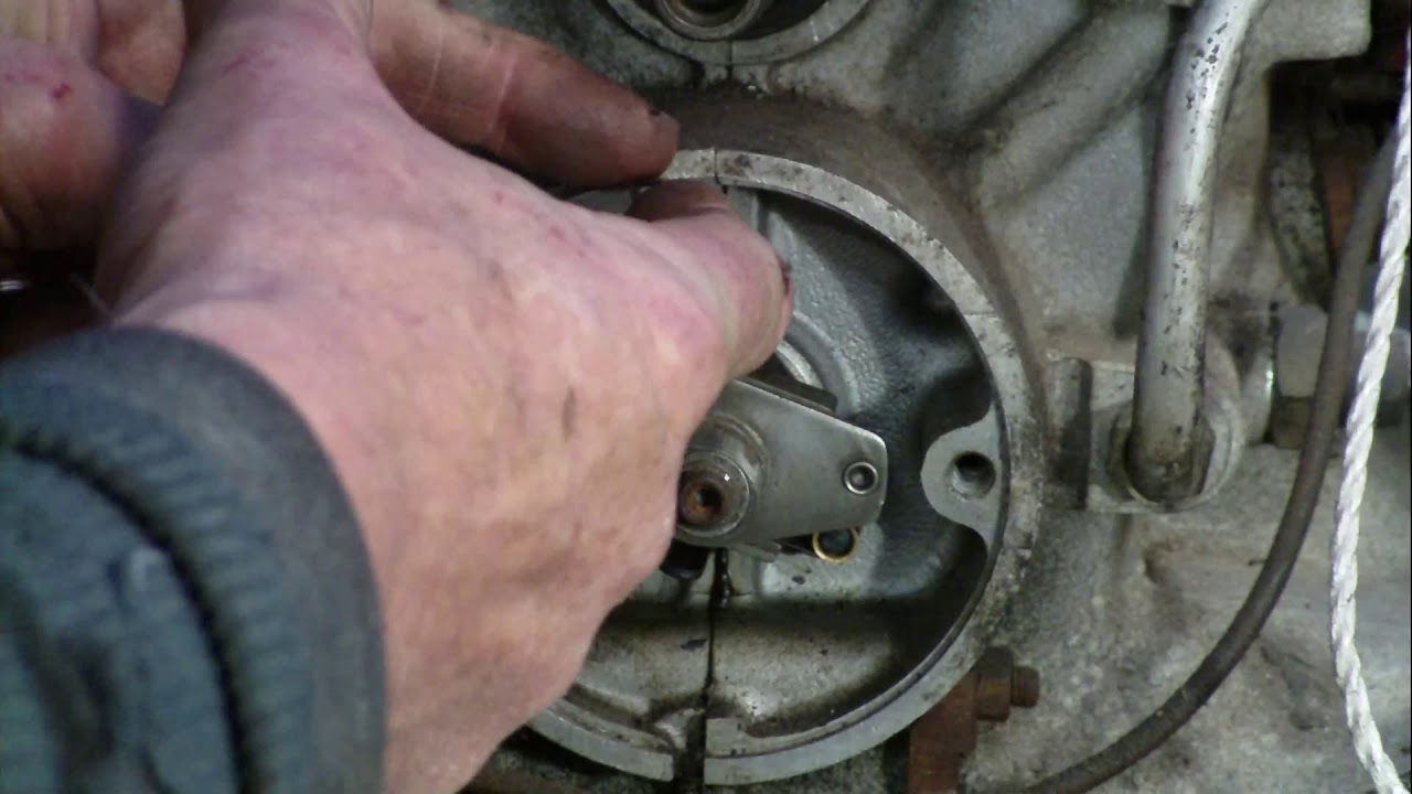 Citroen 2cv special tools. Part 2. Centrifugal advance. Checks and adjustment.