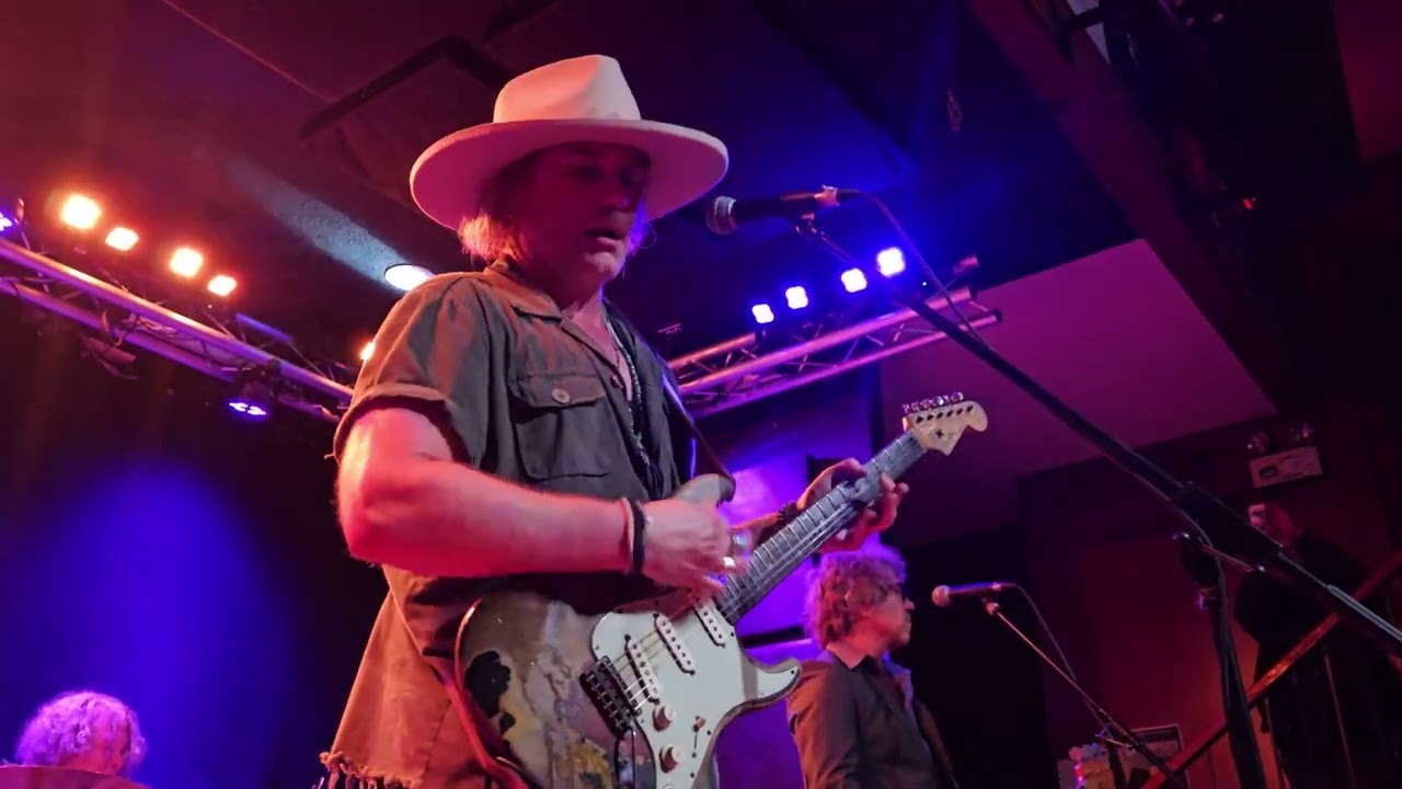 Philip Sayce at the Rainbow in Ottawa last night.