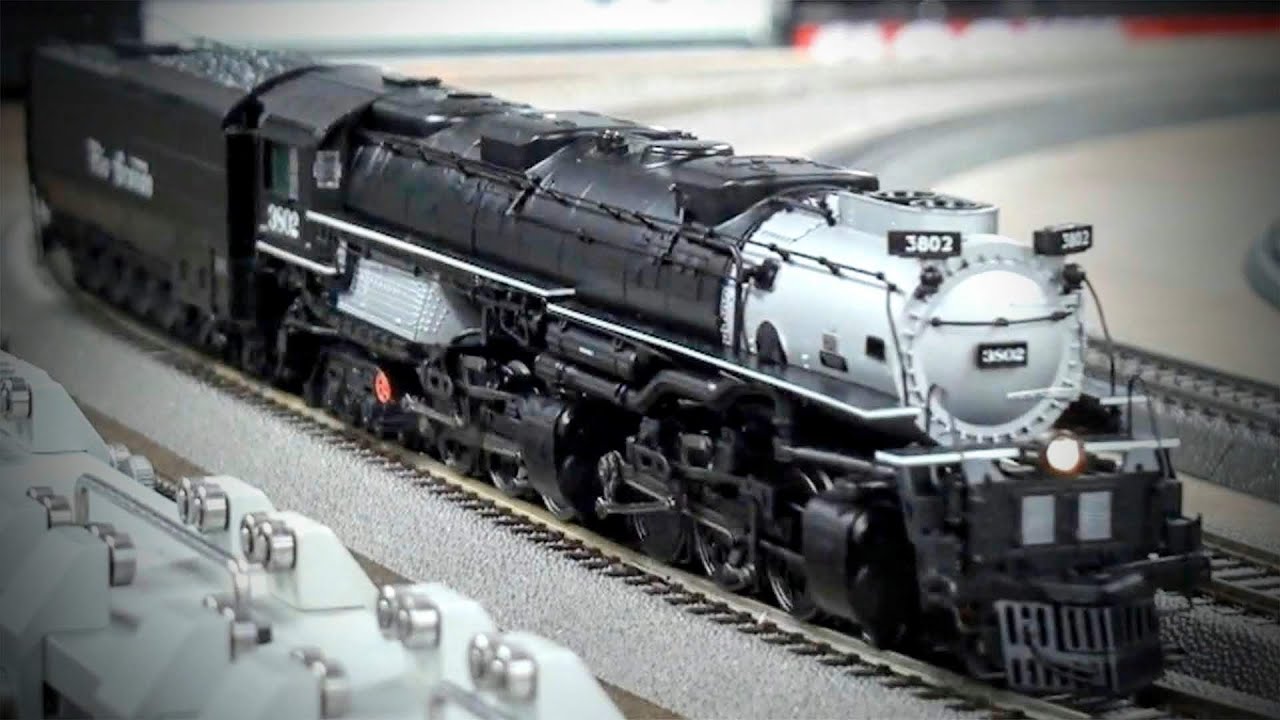Athearn Genesis HO scale Challenger modifying LED lights in the tender