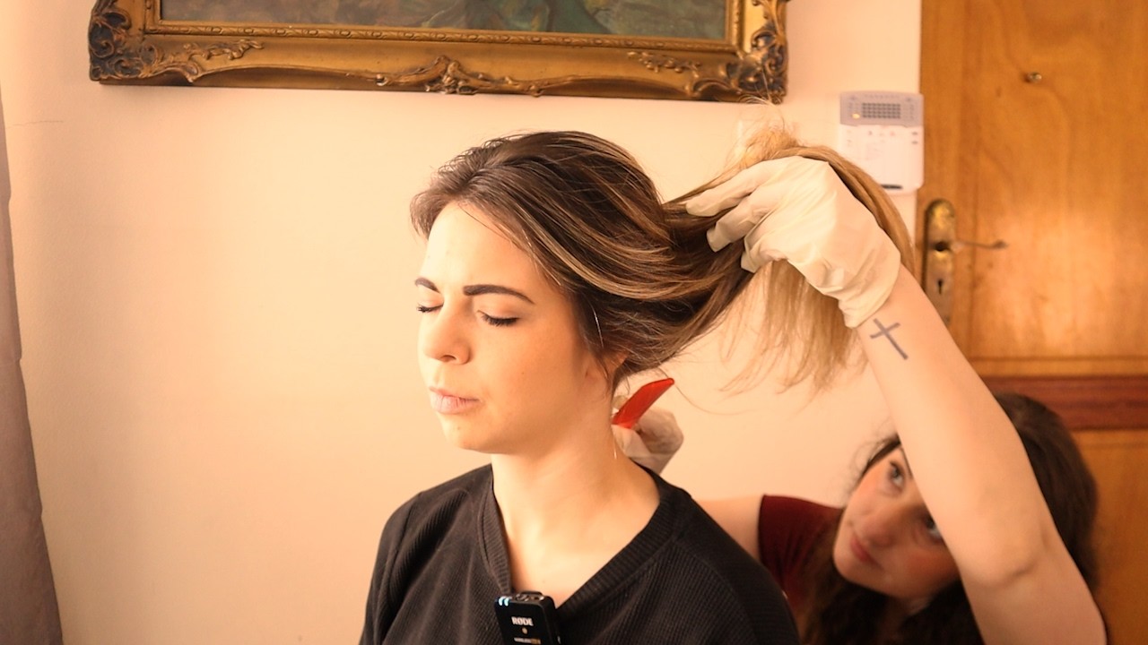 ASMR - DEEP SCALP MASSAGE & SCALP CHECK - WITH GLOVES