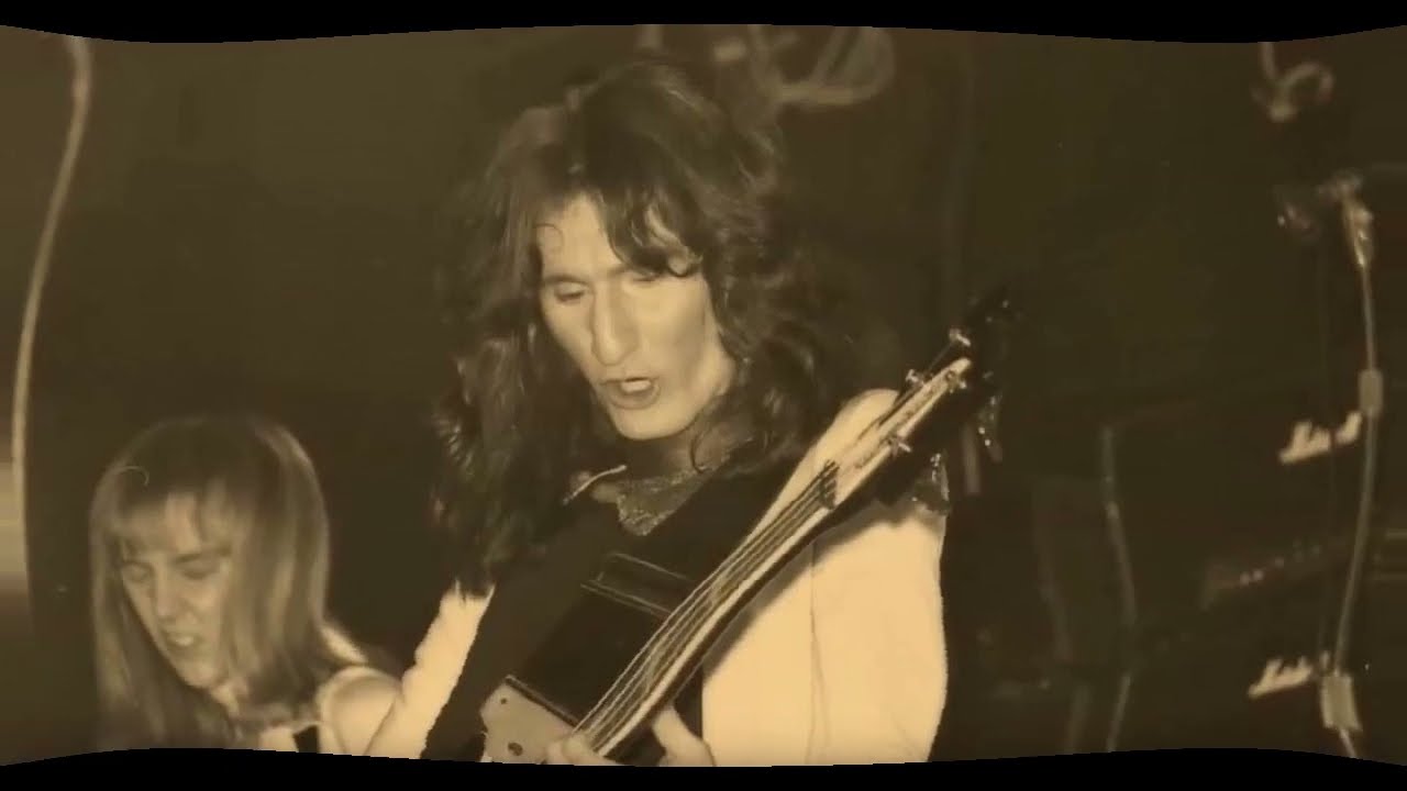 Rush - The Necromancer (RARE Only Full Performance) Live at Rockford, IL - November 15, 1975 - PICS!