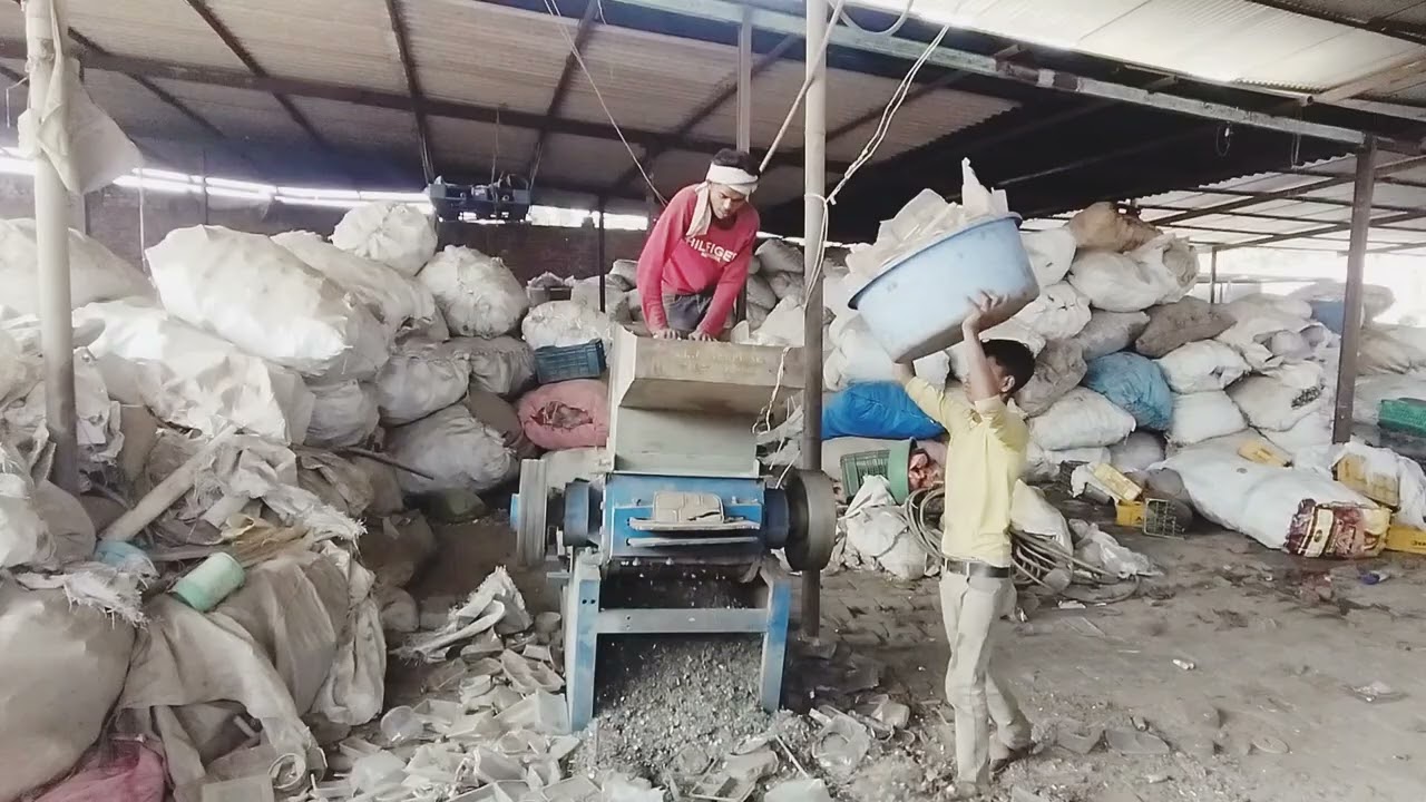 Plastic Scrap Natural PP Grinding l kabaad ka Business l Scrap business #plasticbusiness 