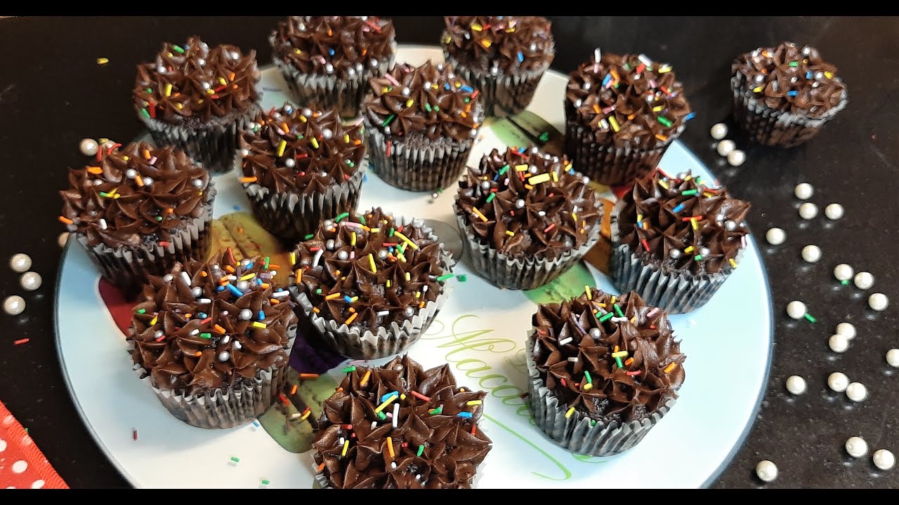 Devil's Food Cupcakes | Best Ever | The Cooking Block