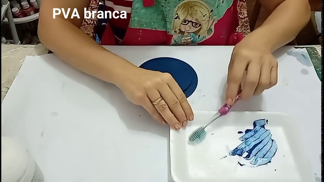 DIY IDEIA DE LATA DECORADA COM TOALHA PLÁSTICA E PAPEL ALUMÍNIO