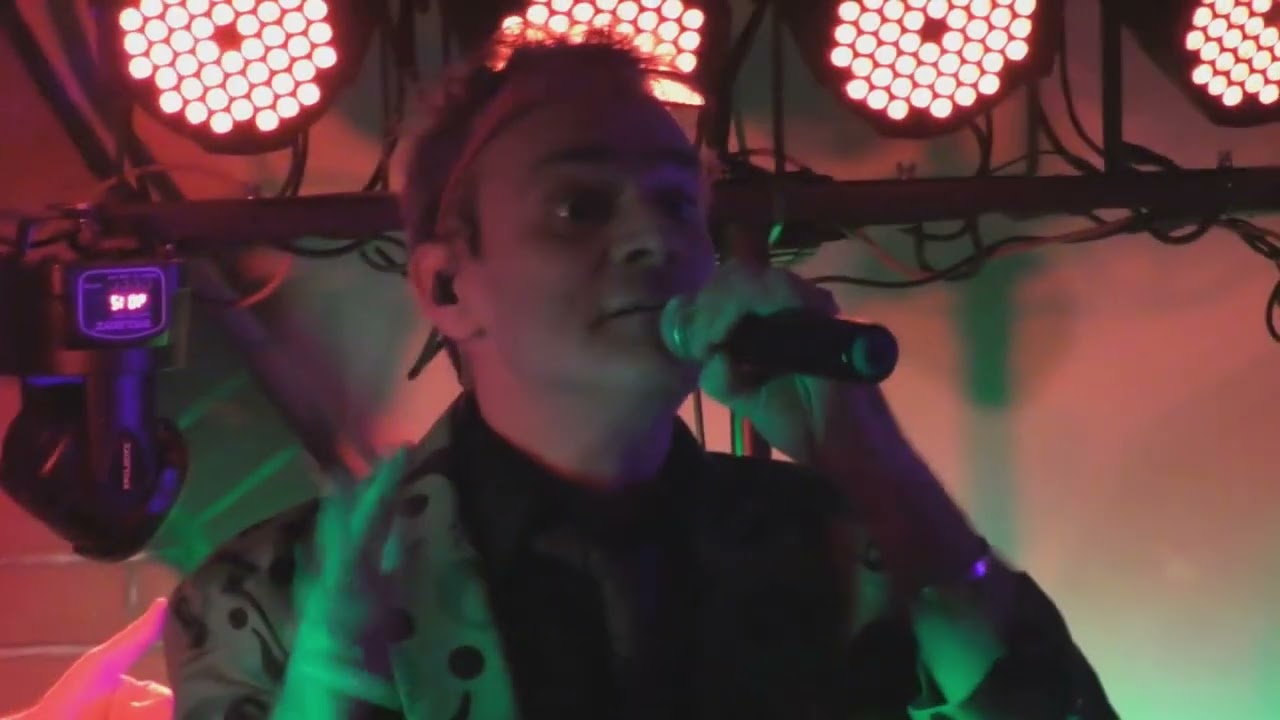 Chaos - Hol az a kert (Live in Sikk Klub 2025)