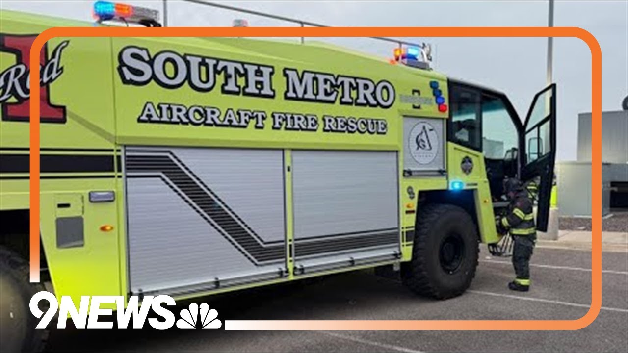 WATCH LIVE: Officials provide update on plane crash near Centennial Airport