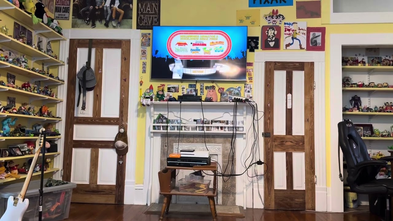 The Penguins of Madagascar Operation DVD Premiere DVD Menu Walkthrough