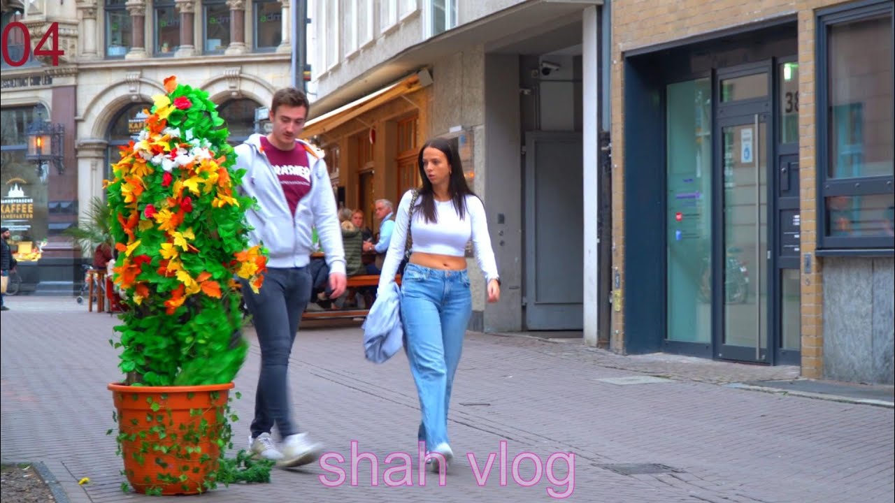 Hilarious Bushman Scare Prank: Watch Peoples Reactions!