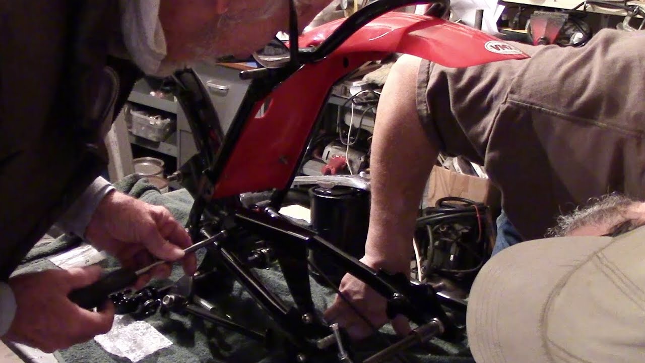 Honda Elsinore MR50 Restoration Assembly - Part 1