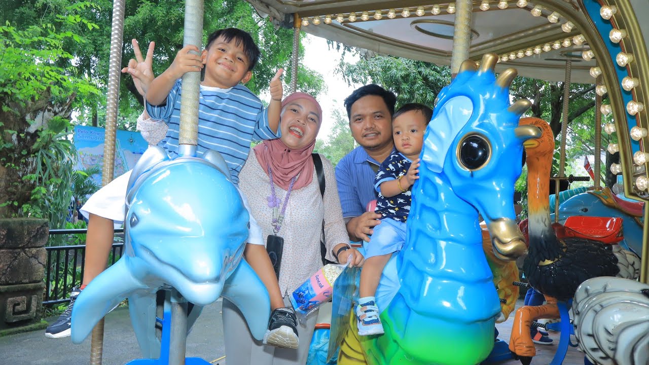 KESERUAN LIBURAN KE SAMUDRA ANCOL, MELIHAT BANYAK SHOW. 