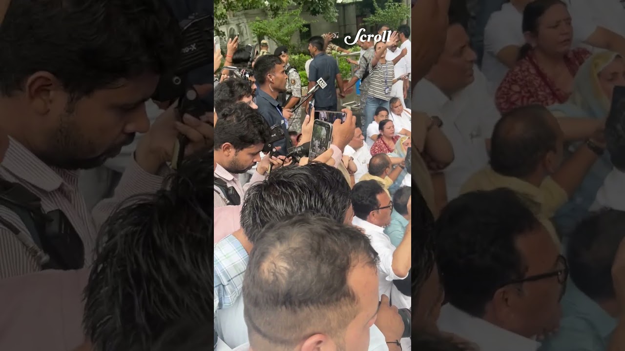 'Pradhan Mantri Istifa Do': Congress MPs protest outside PM Modi's residence