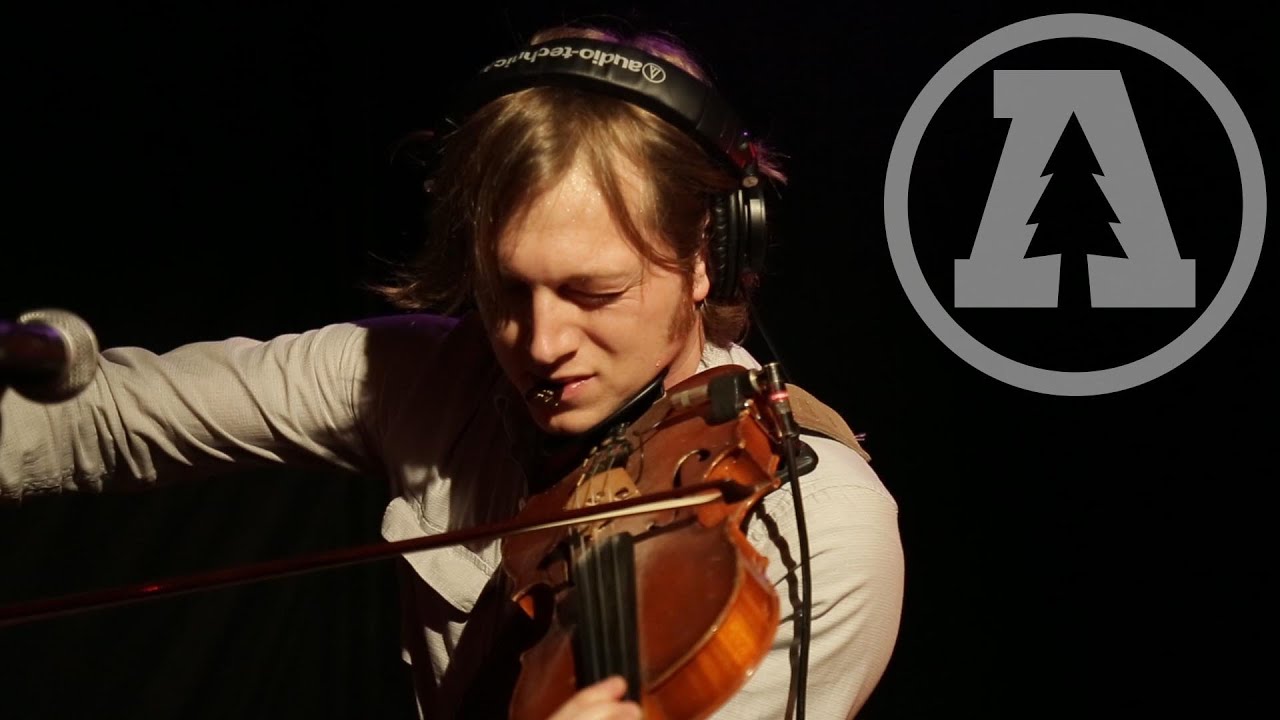 The Stone Foxes - Cold Like a Killer | Audiotree Live
