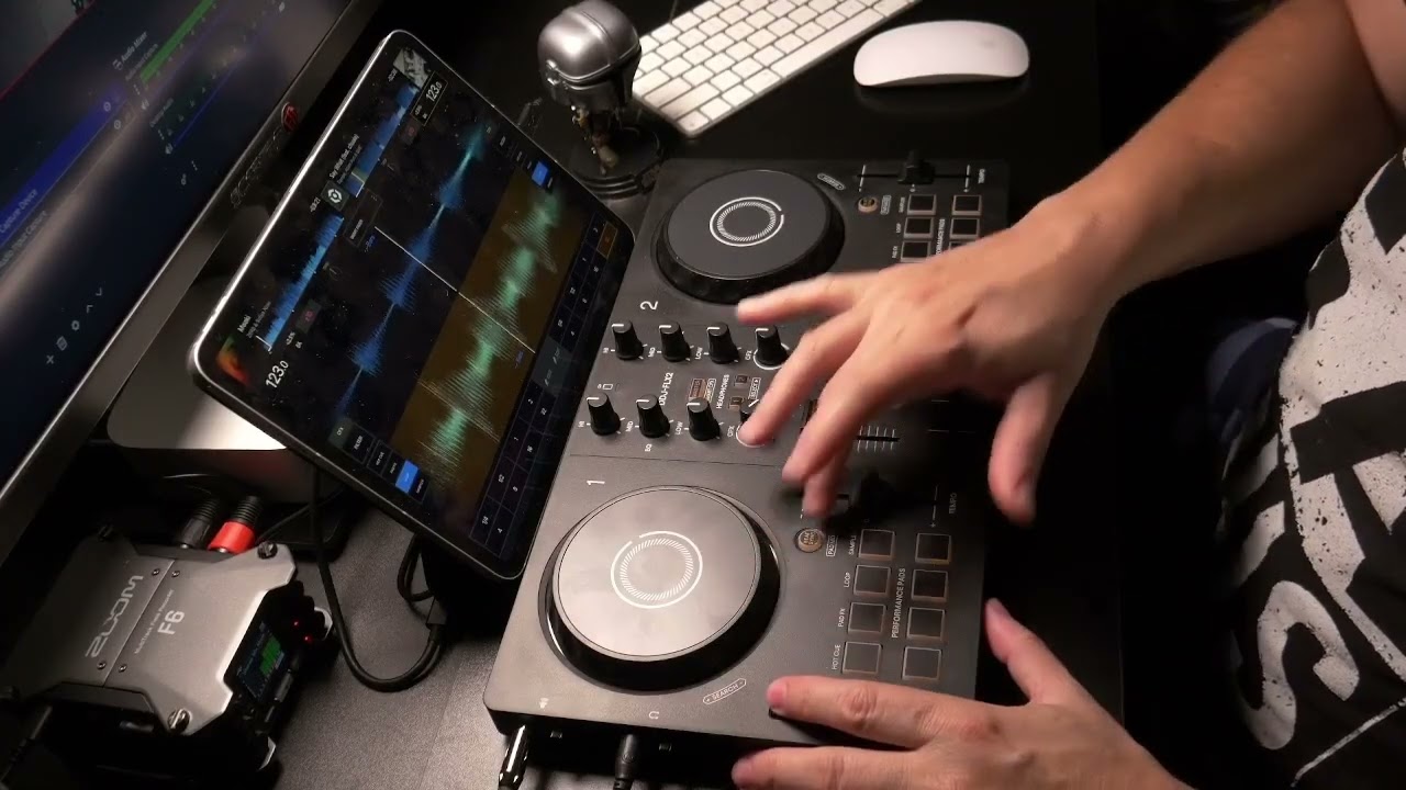 Mi primera vez usando un mezclador en mi vida.  DJ Pioneer DDJ-FLX2 
