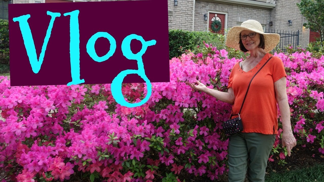 Vlog: Apartment hunting, library, Walgreens skin care| Dr Dray