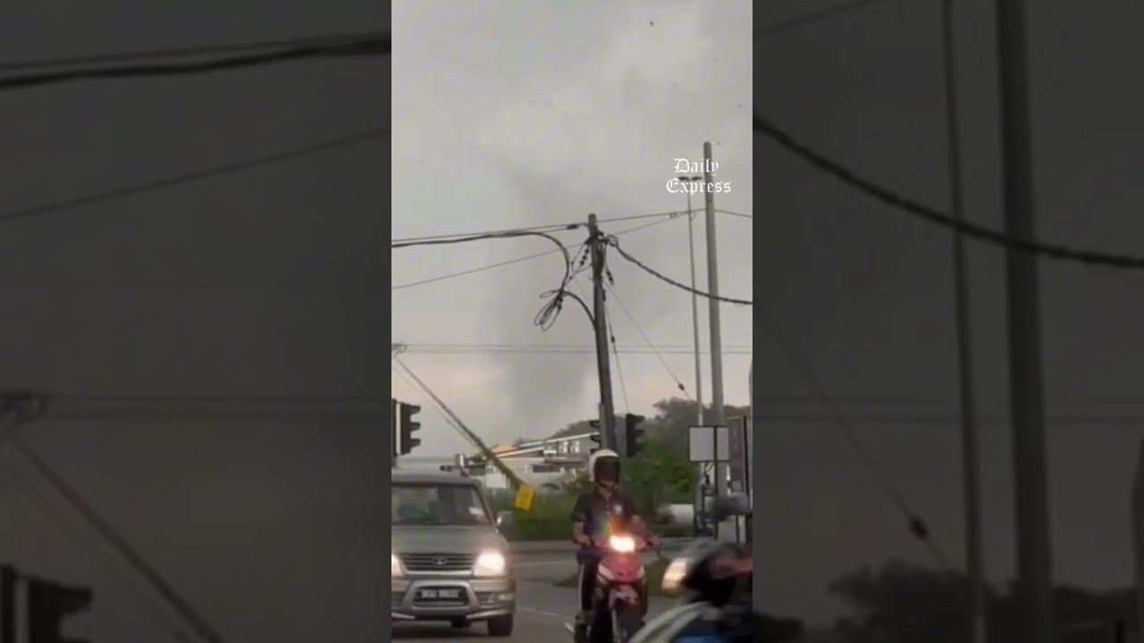 Destruction caused by the storm that hit the Taman Sri Medan area in Kuala Langat