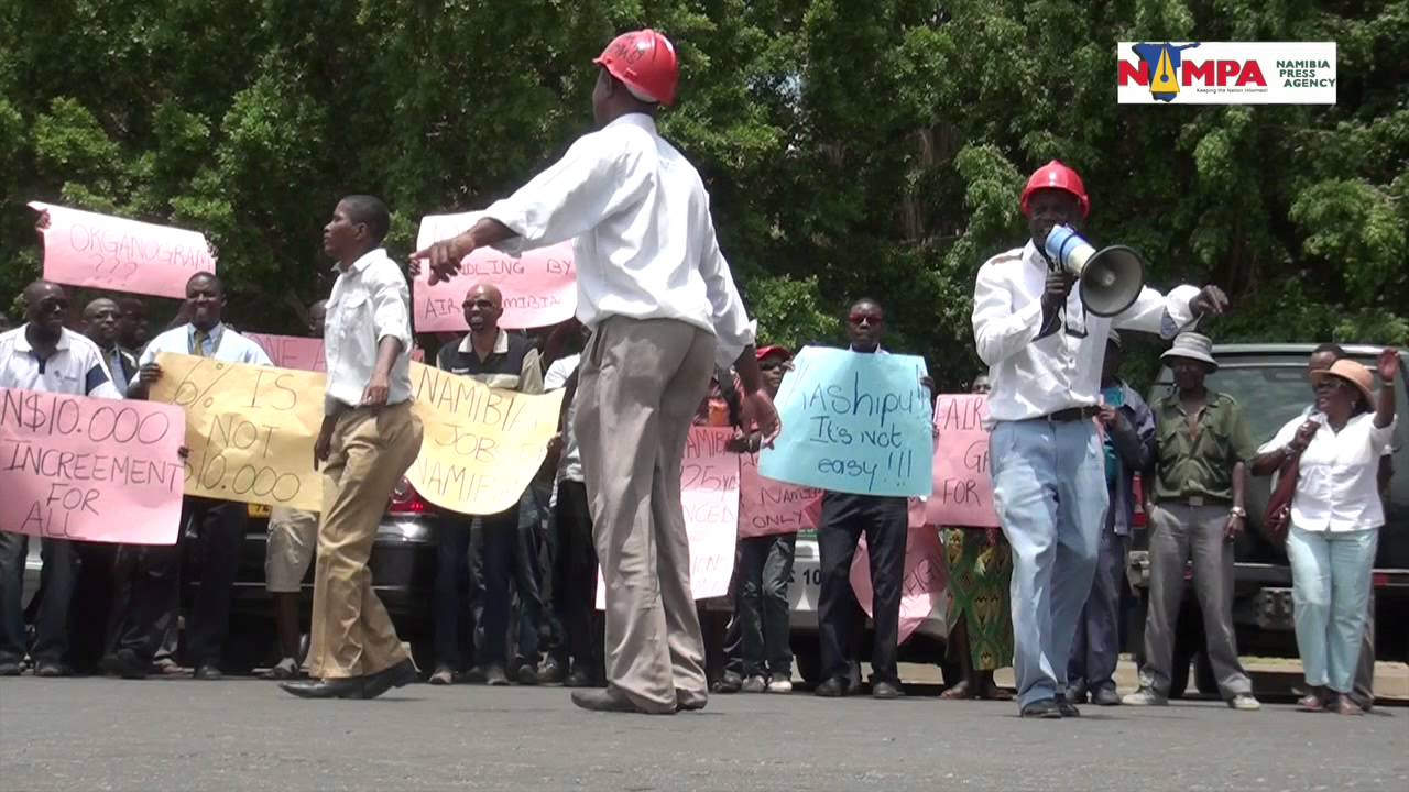 NAMPA WHK 22 OCT  Employees of TransNamib and Air Namibia demostrare m4v