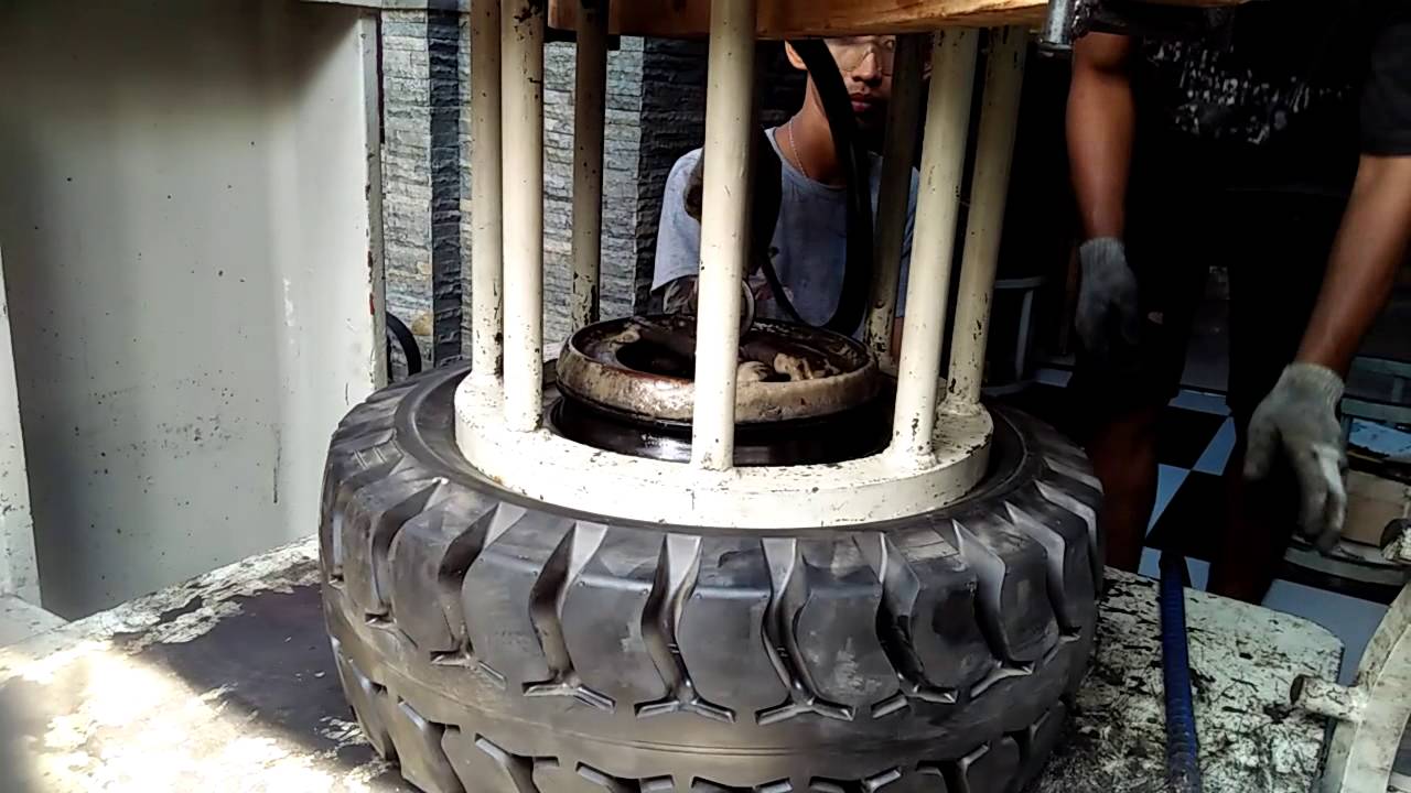 Press Solid Tire - Bracket Ring