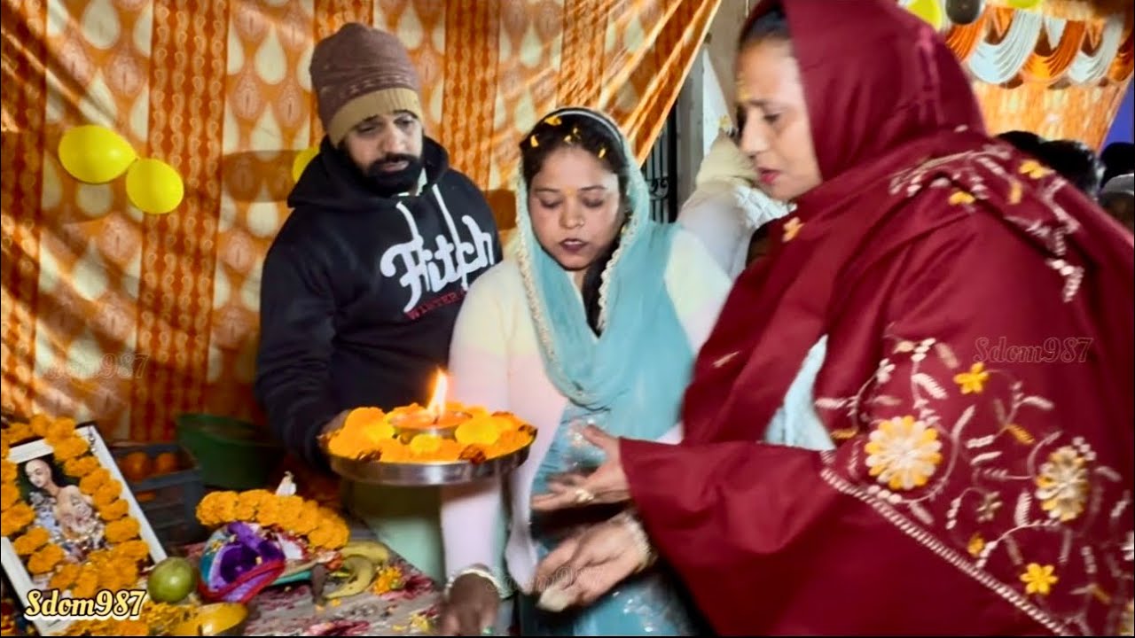 🙏 जय गुरुदेव दयानिधि दिनन हितकारी | श्री बाँके बिहारी तेरी आरती गाऊँ Emotional Banke Bihari Aarti 🌍🔥