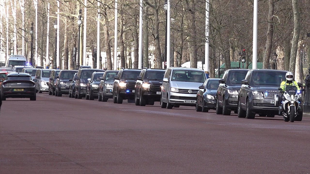 Netanyahu's massive 20 armoured car motorcade in London 🇮🇱 🇬🇧
