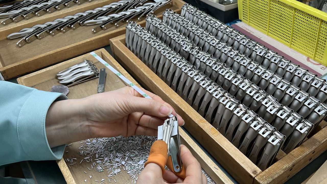 Процесс изготовления кусачек для ногтей. завод по производству маникюрных ножниц в Японии.