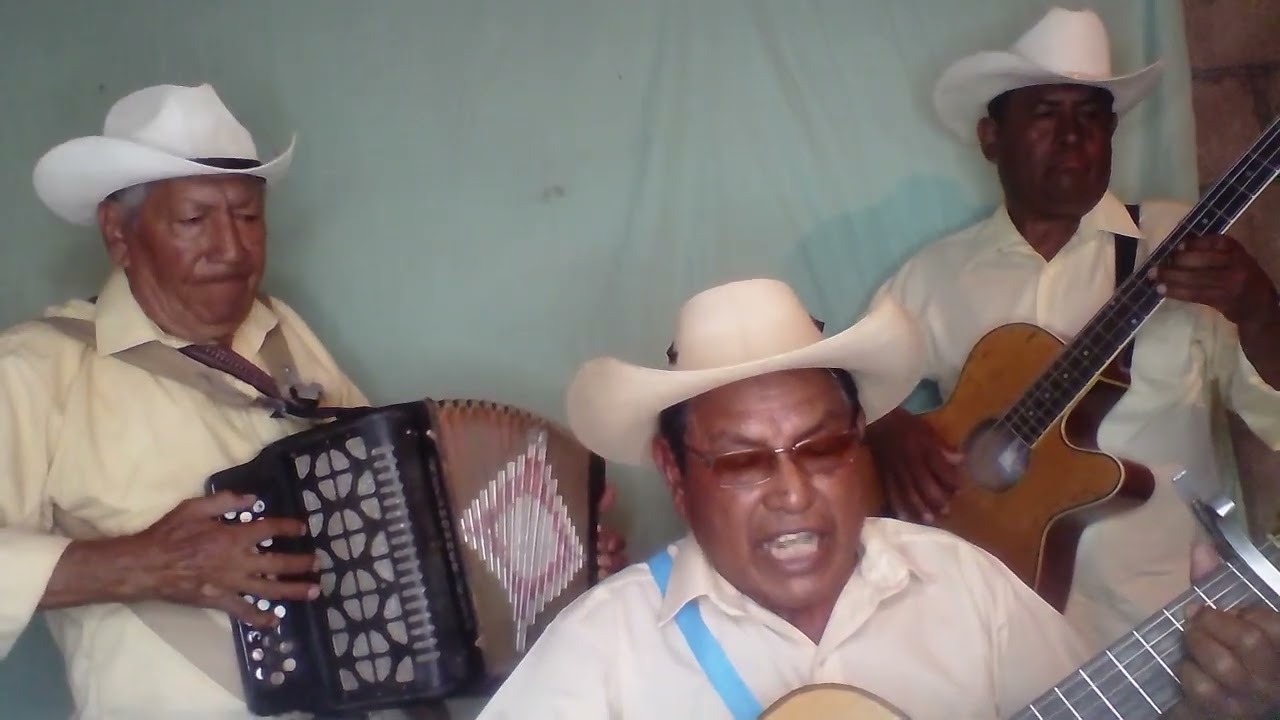 AMLO EL PUEBLO TE QUIERE - EL CALENTANO AMIGO VALDEZ