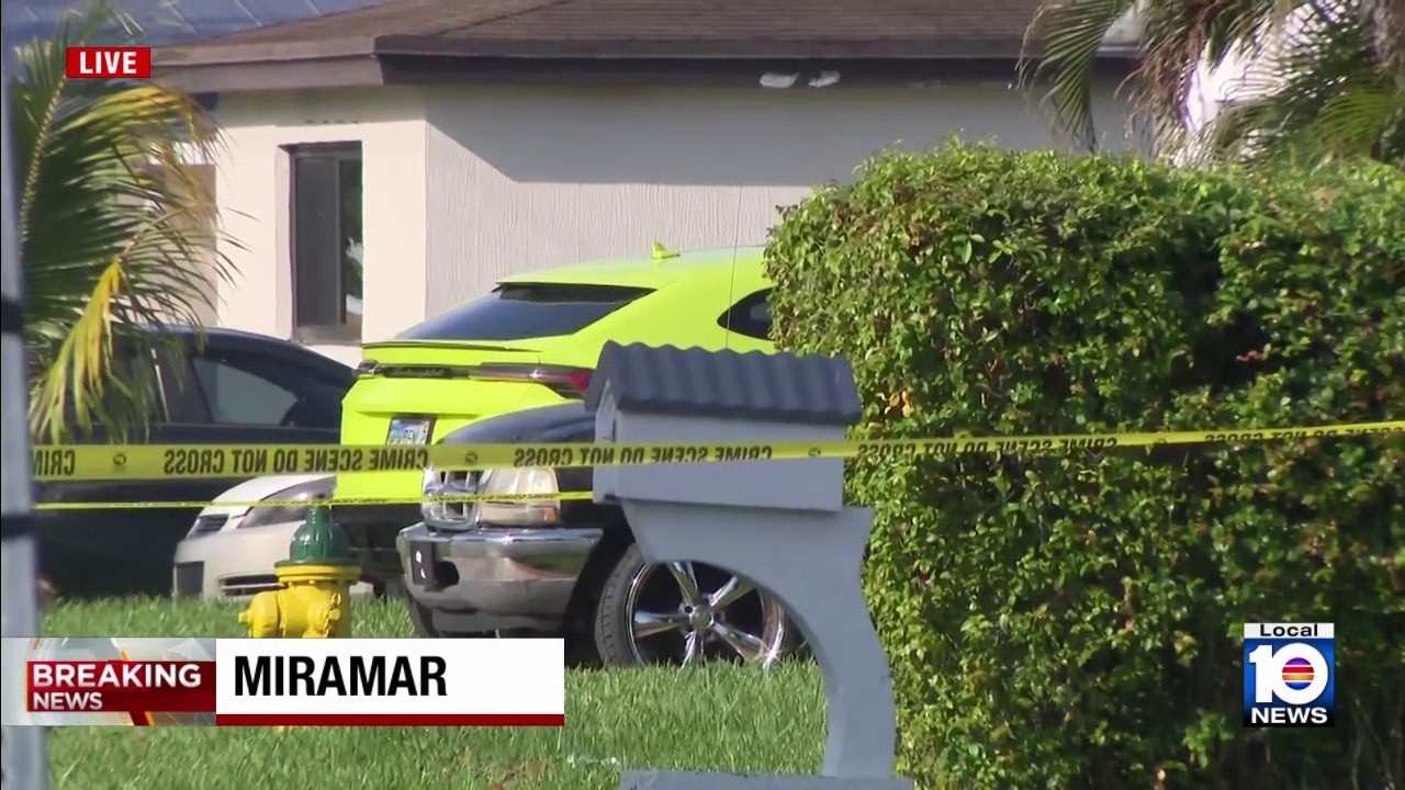 В Мирамаре расстреляли Lamborghini, трое ранены