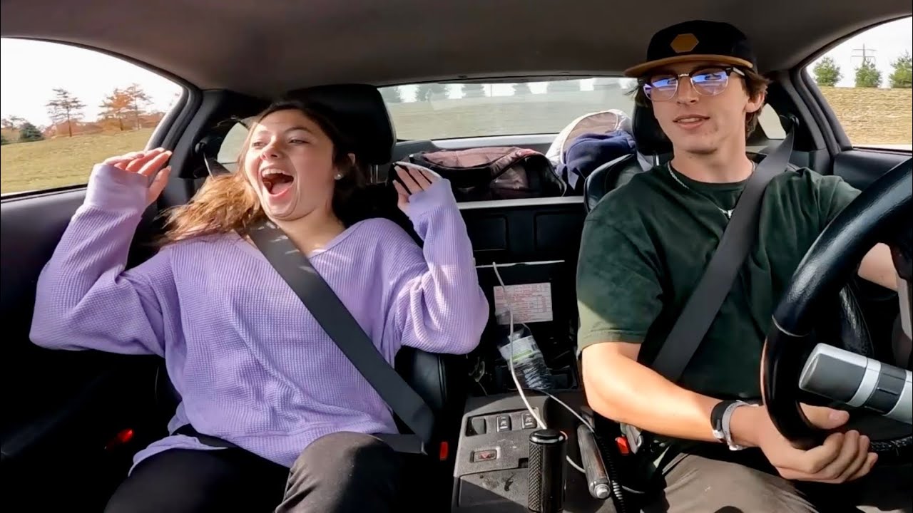 PRANKING TINDER DATE IN DRIFT CAR!