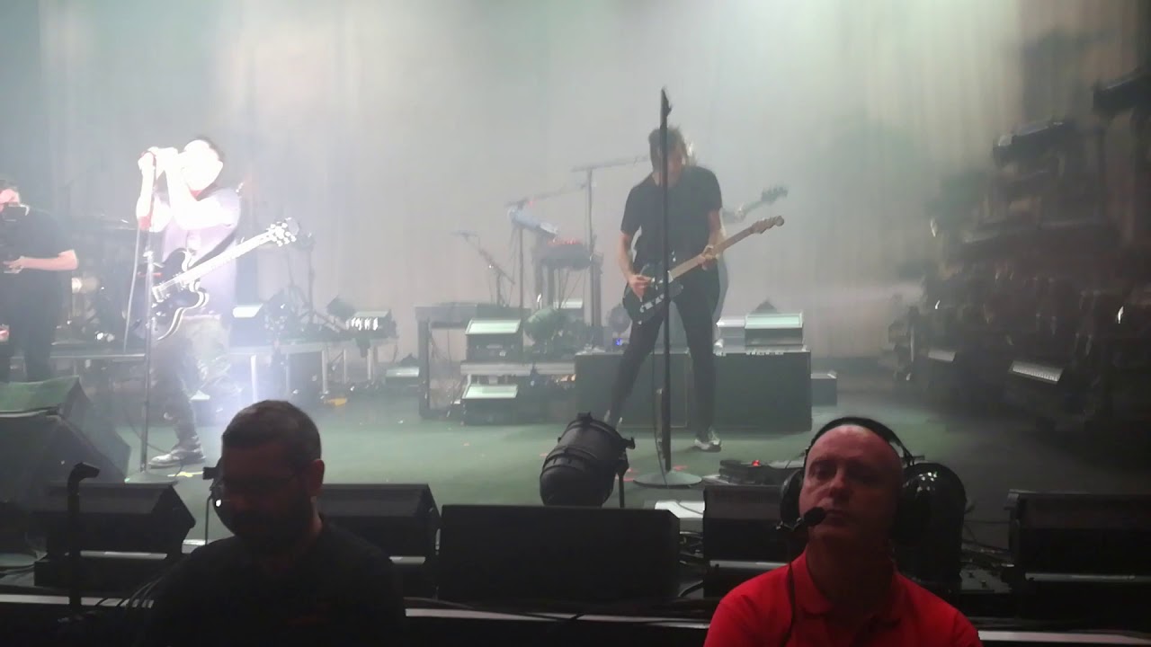SHIT MIRROR - NINE INCH NAILS (Live PARIS OLYMPIA 2018)