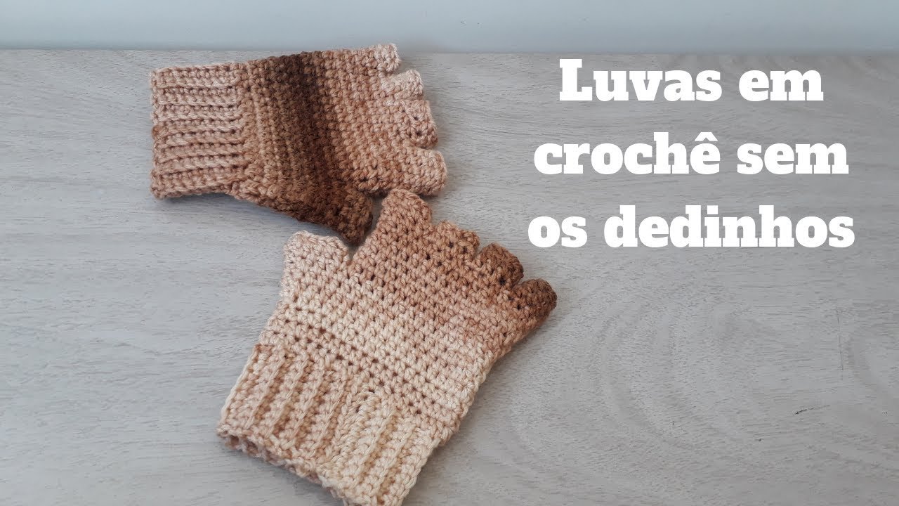 Luvas em crochê sem os dedinhos
