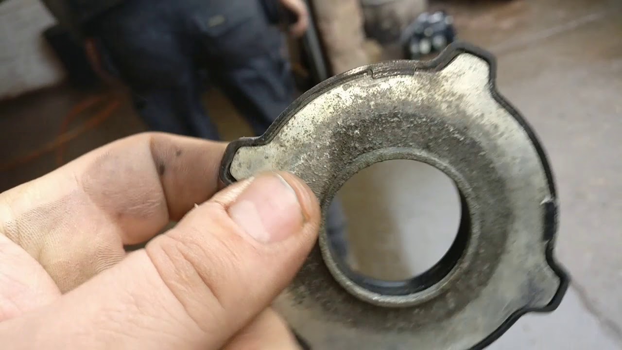 Wie wechselt man die Schraubenfeder in einem Porsche Panamera 3 Liter Diesel.Vollst&auml;ndige Anleitung!