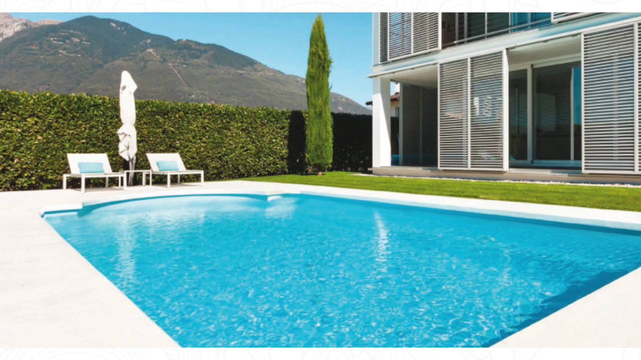 D&eacute;couvrez la ligne Escale Piscines - PID Fabricant Piscine Coque Polyester Gemenos