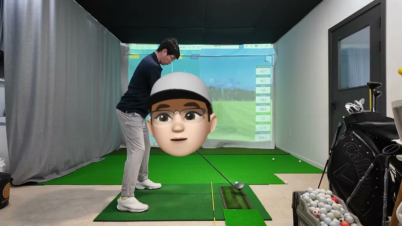 프로들도 공이 안맞을때 가장 먼저 체크하는 테이크백! 백돌이도 테이크백이 완벽하면 싱글 스코어가 쉬워집니다!