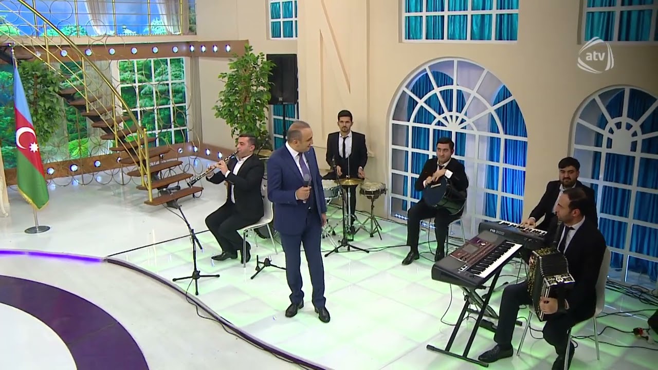 Rovshan Aziz-Azərbaycan Oğluyam (Canlı İfa)