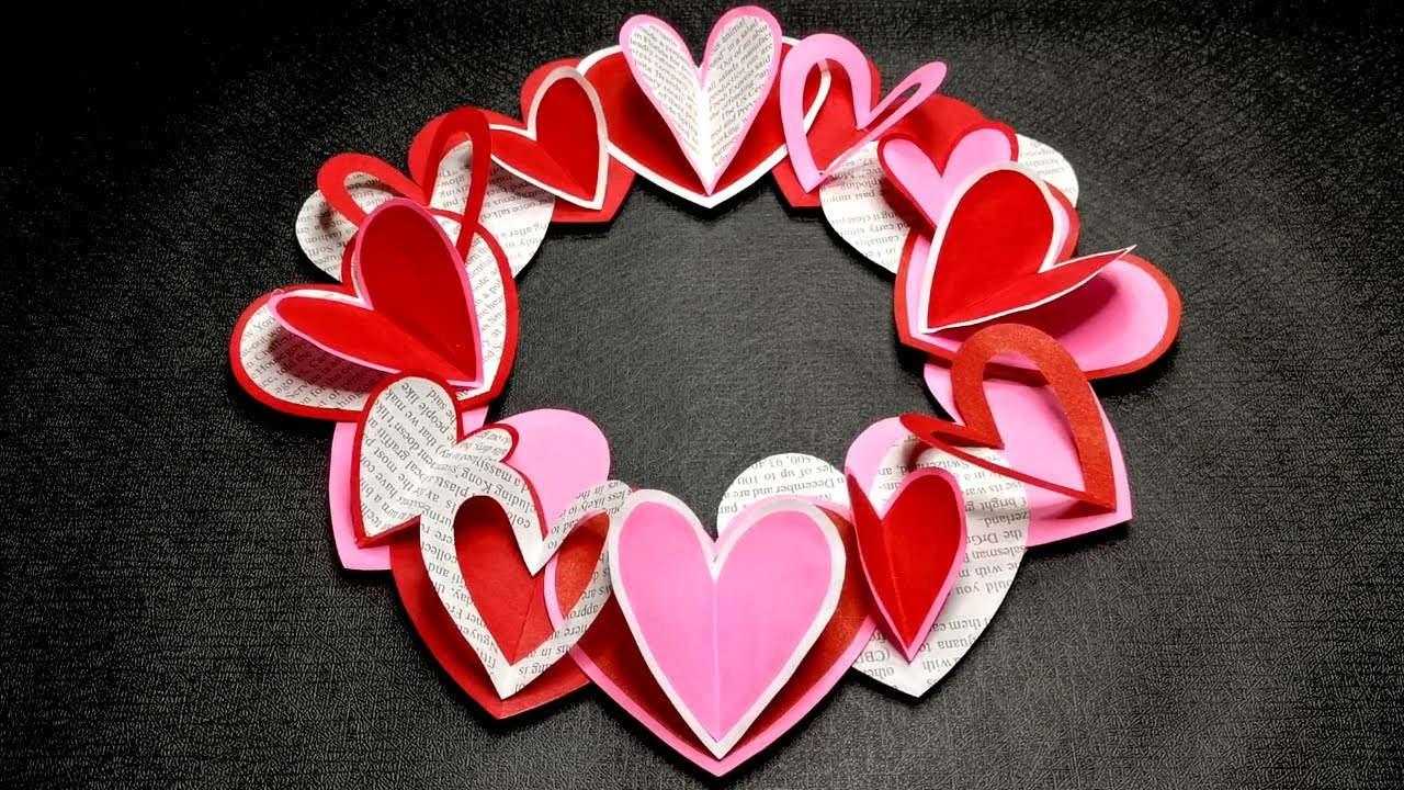 How To Make a Paper Heart Wreath | Valentine's Craft Idea