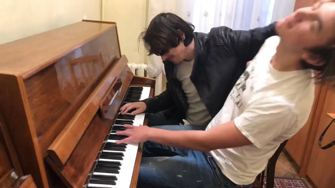 When both of your parents are CRAZY musicians…  CHOPIN  Fantasy IMPROMPTU