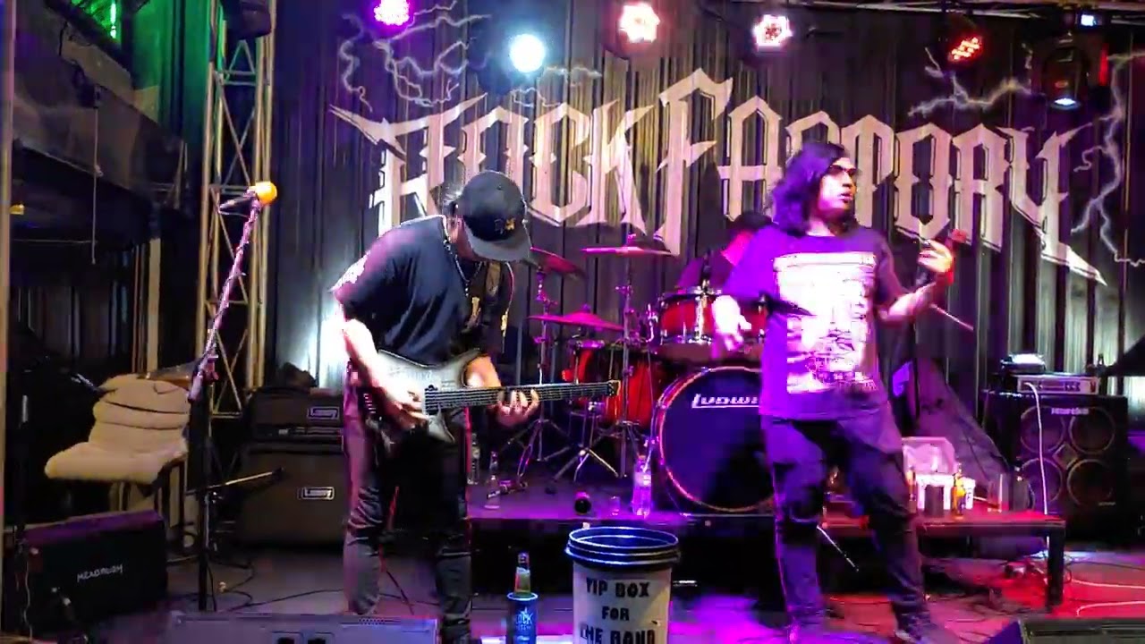 Pain killer by skeleton band @ rock factory. pattaya.