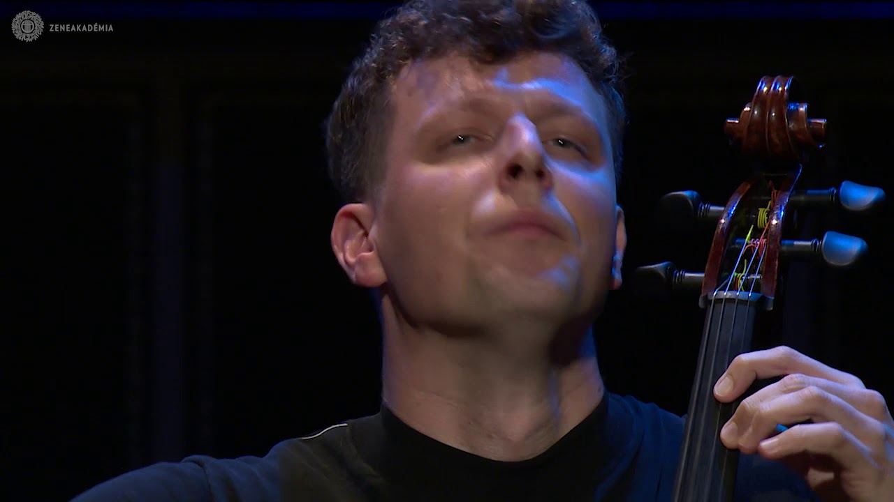 Istvan Vardai plays J.S. Bach: 6 Suites for Violoncello Solo - Part 2 - live