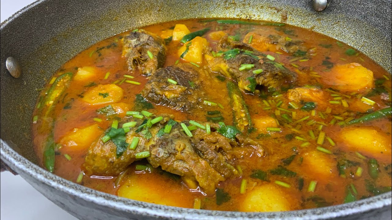 How to make Koi Maas (fish) Bhuna