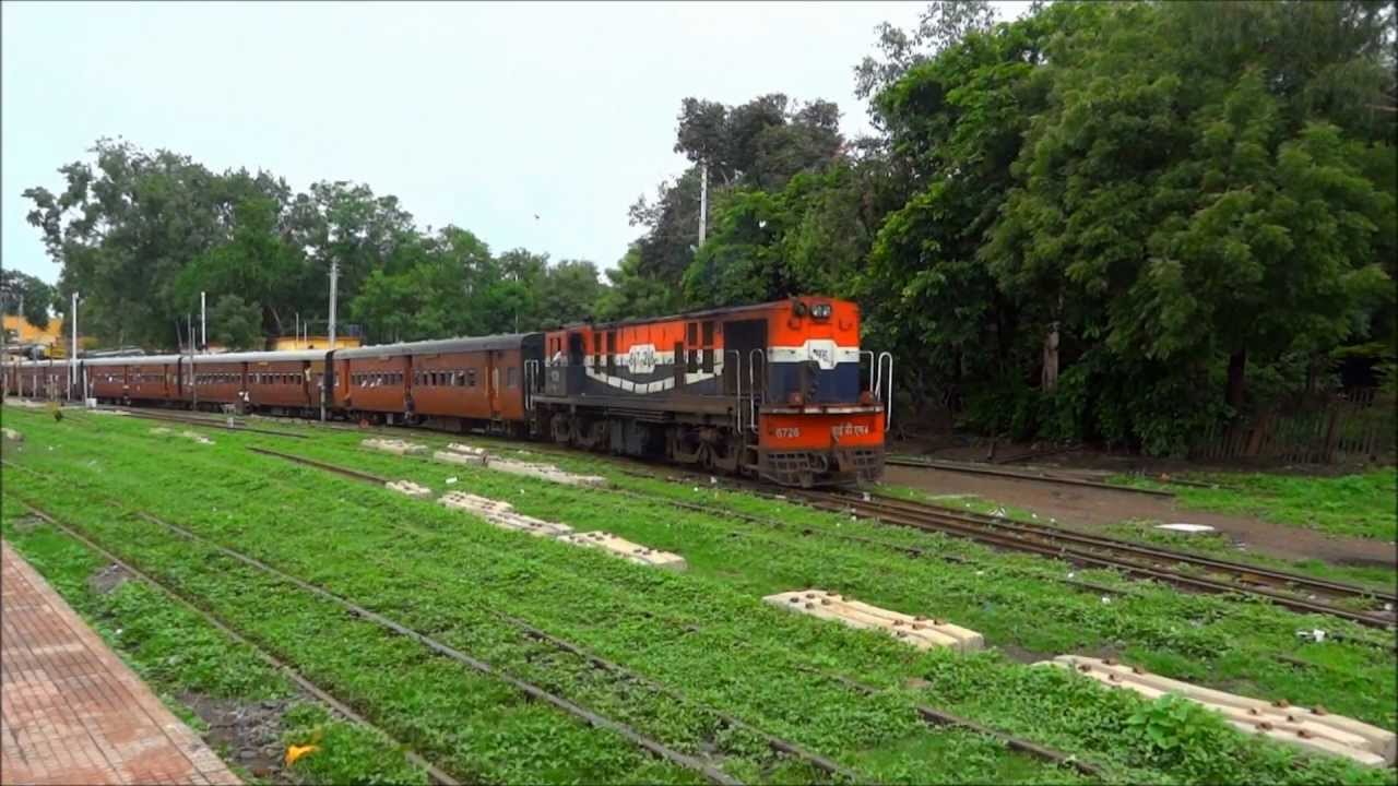 MG RIDE ON AKOLA RATLAM PASSENGER