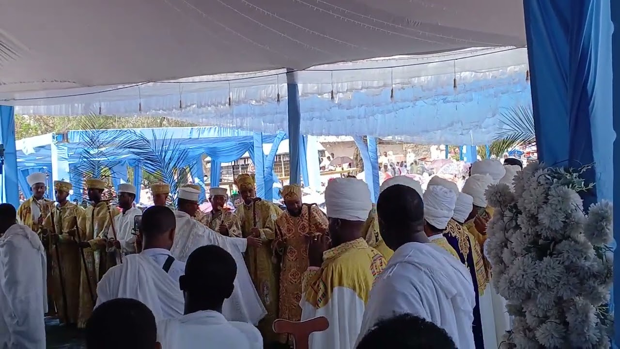 በዓለ ደብረ ዘይት በናዝሬት ደብረ ቤቴል ቅድስት ሥላሴ እንዲህ በአማረ አሳልፈናል።  ስለ ሁሉም ነገር እግዚአብሔር ይመስገን  አሜን። 