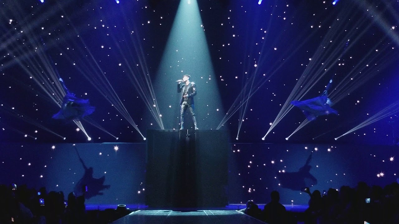 Ricky Martin 4k She's All I Ever Had (All In) Park Theater at Monte Carlo, Las Vegas 09/16/2017