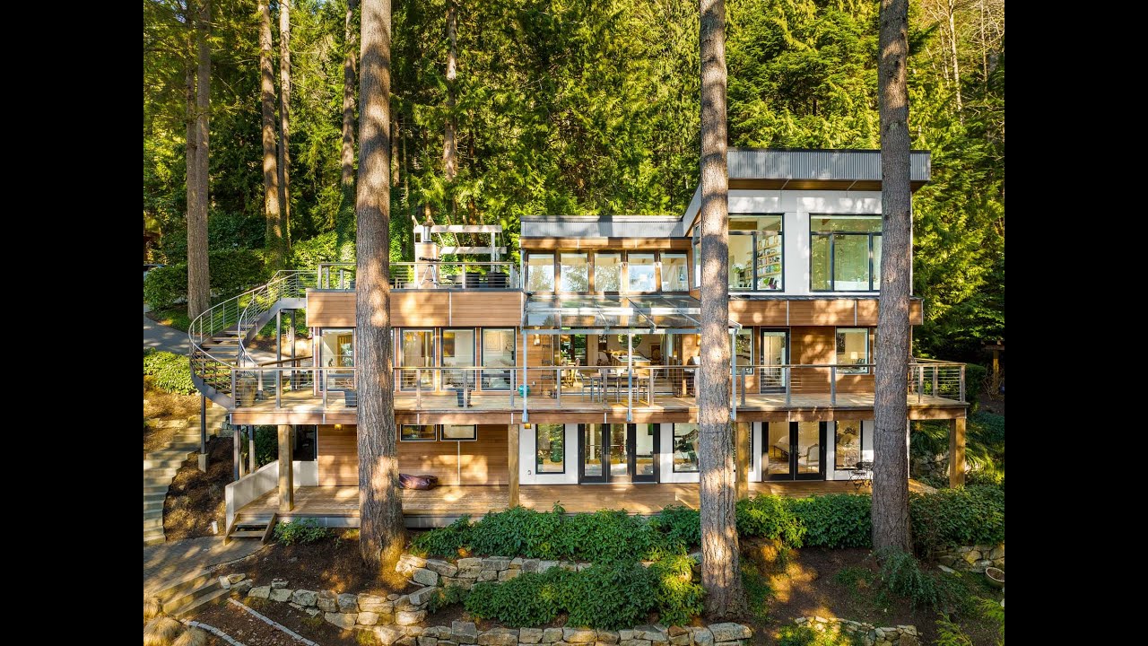 170 Sunset Drive, Lions Bay