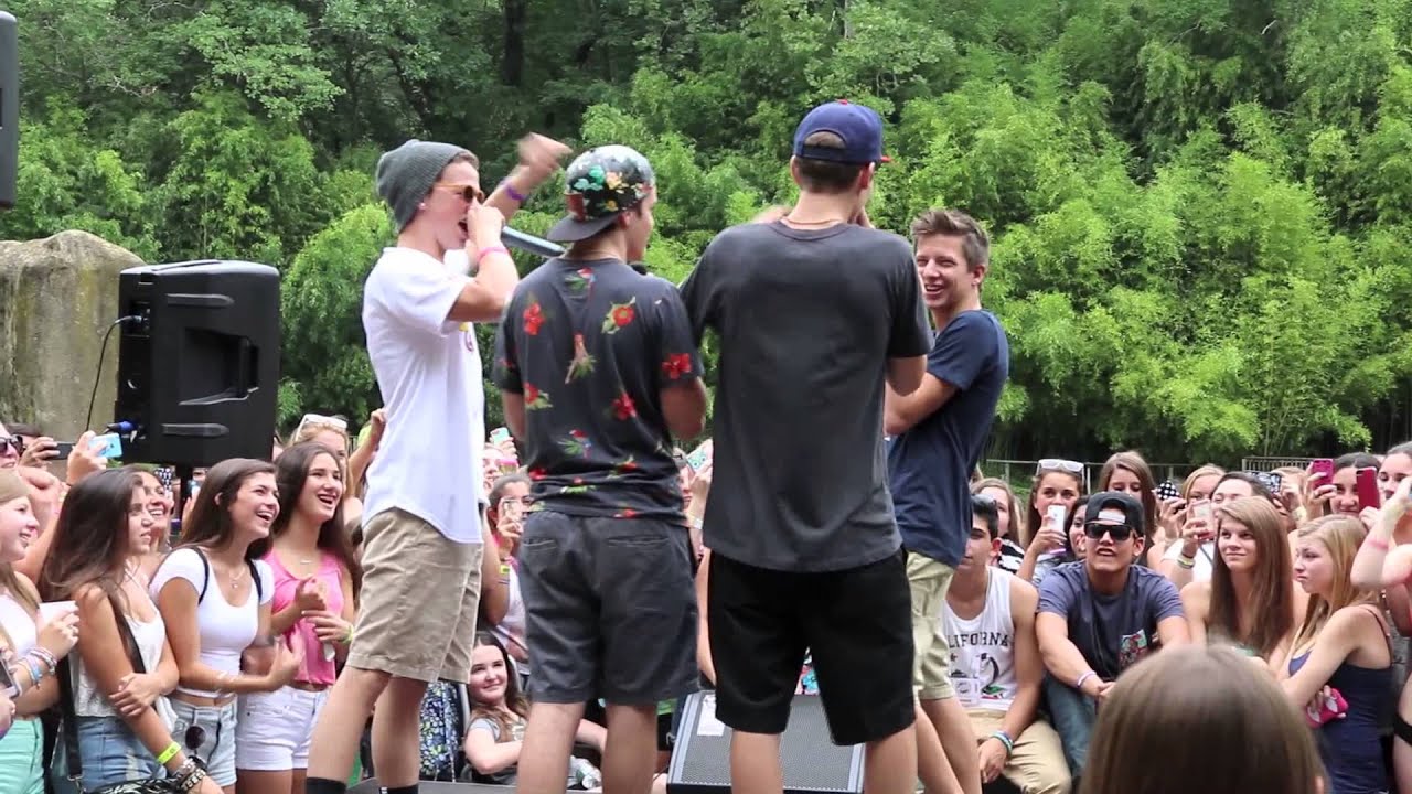 Jenna Rose - On Tour w/ Sammy,Taylor,Aaron & Dillon - Magcon Boys