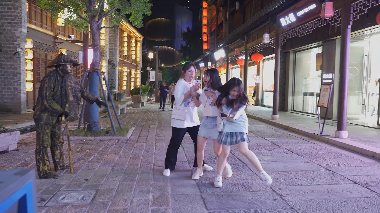 Funny prank collection 20 in China.丨中國搞笑惡作劇合集20.