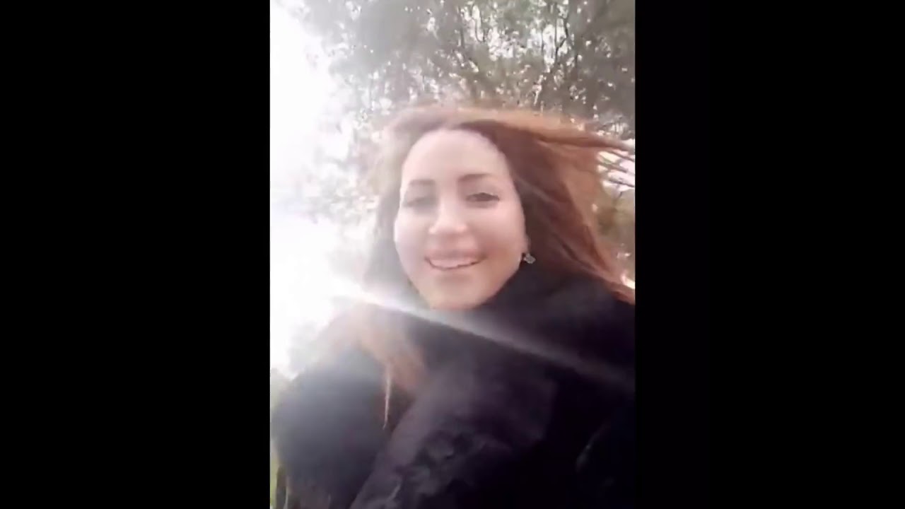 نسرين طافش في الجزائر في منطقة اثرية مع صديقاتها انبهرت بهاذا المكان